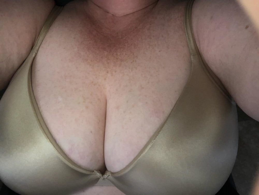 Bbw groß saggy brüste
 #88367091