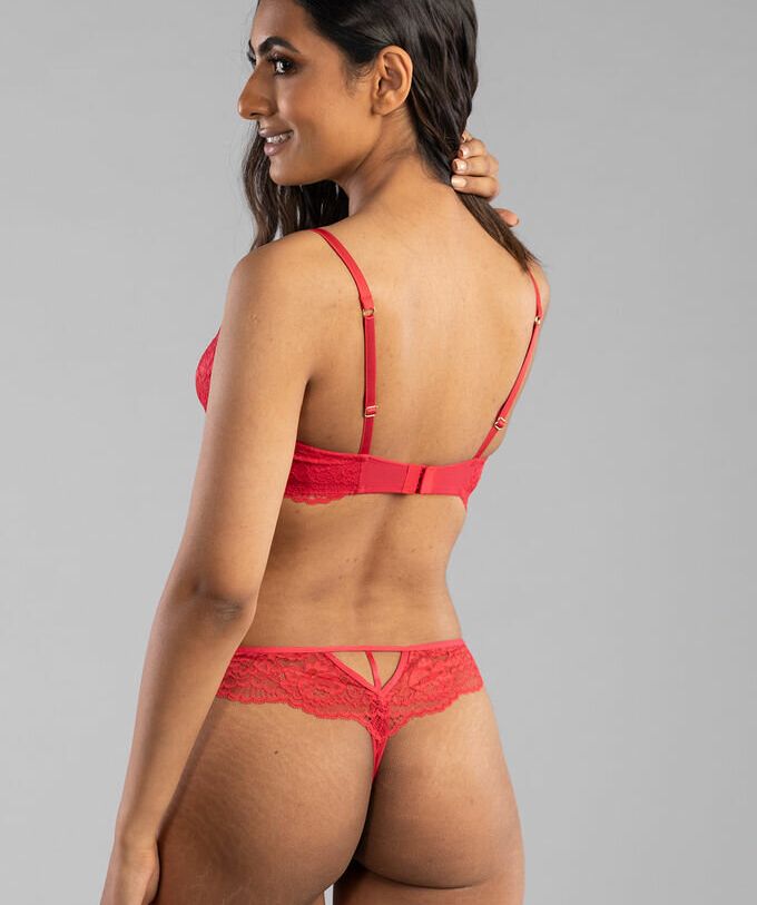 Nikkirai_ desnuda #108082019