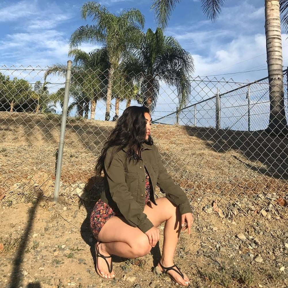 Esposas mexicanas y otras putas
 #99506975
