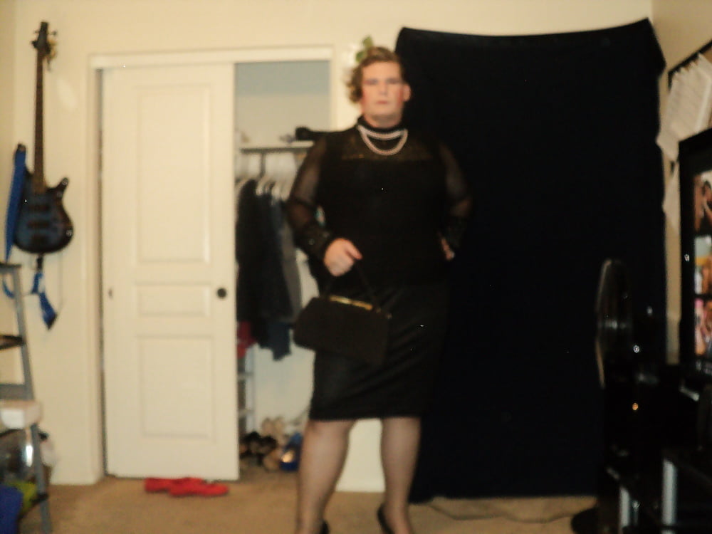 Cross-dresser Blair Scott in nylons and heels #106886282