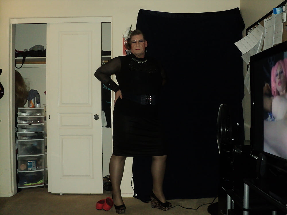 Cross-dresser Blair Scott in nylons and heels #106886342