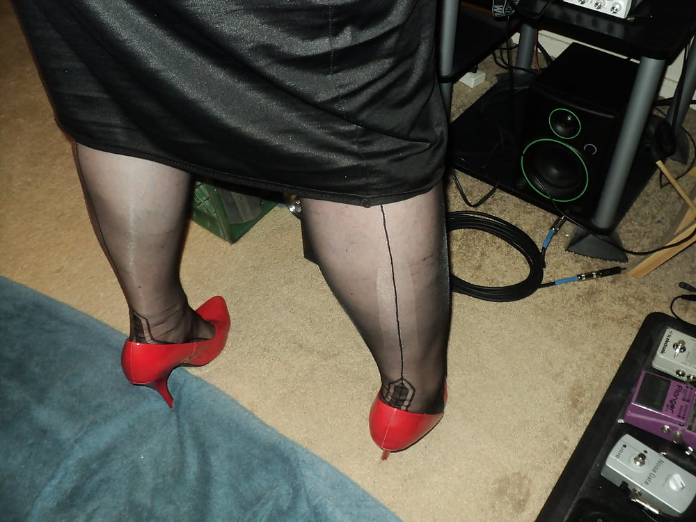 Cross-dresser Blair Scott in nylons and heels #106886356