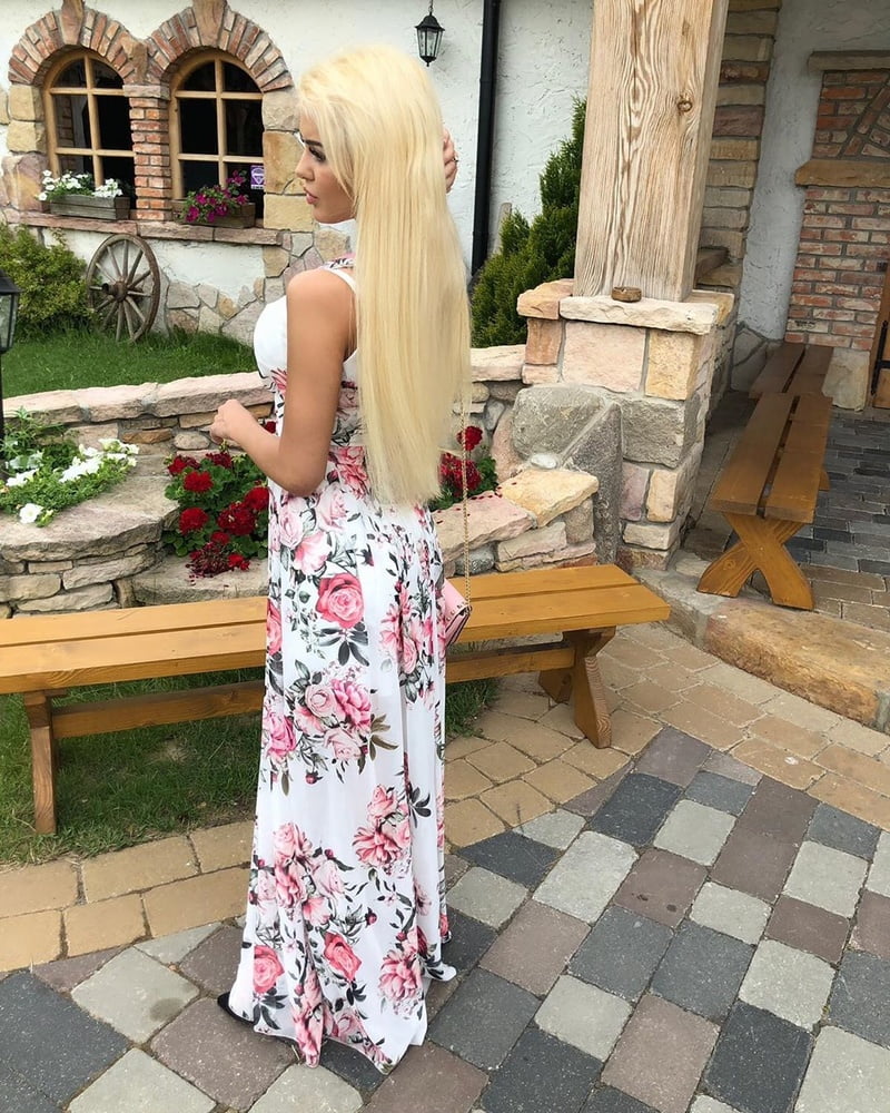 セルビアのアナル淫乱女（ハイヒール、ナイロン、長い脚、アップスカート
 #92155304