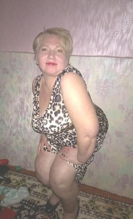 Caderas anchas de las mujeres 338
 #103240596