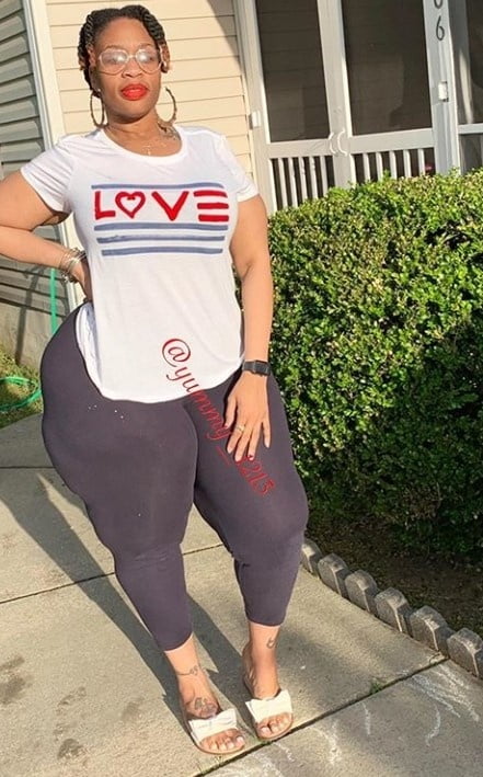 Caderas anchas de las mujeres 338
 #103240675