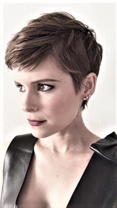 Kate mara pixie cortes sólo.
 #93860830