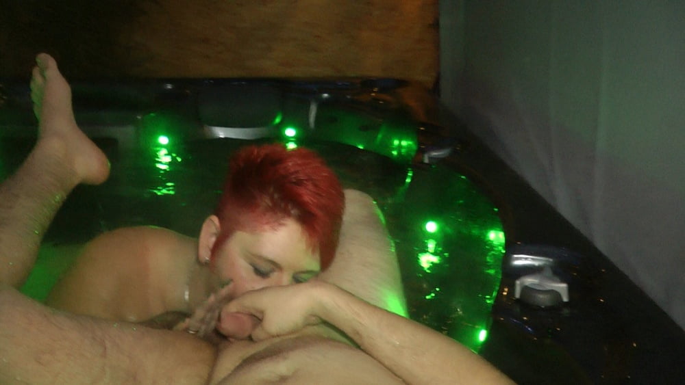 PARTY - Blowjob in whirlpool #107101394