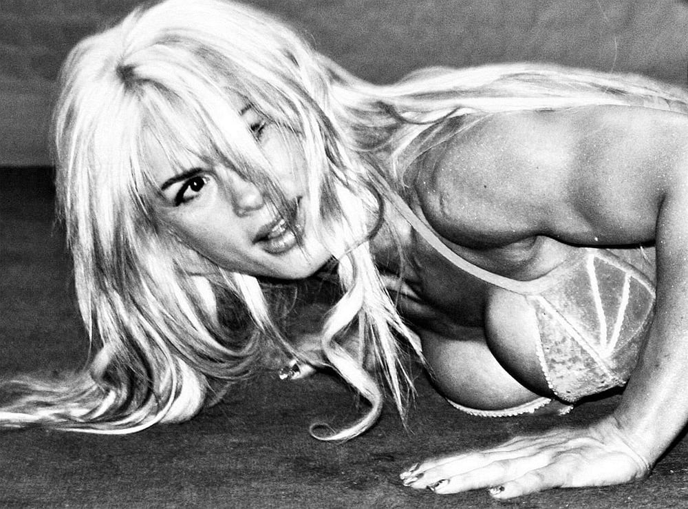 Federica belli, die blonde Sexbombe!
 #81634140