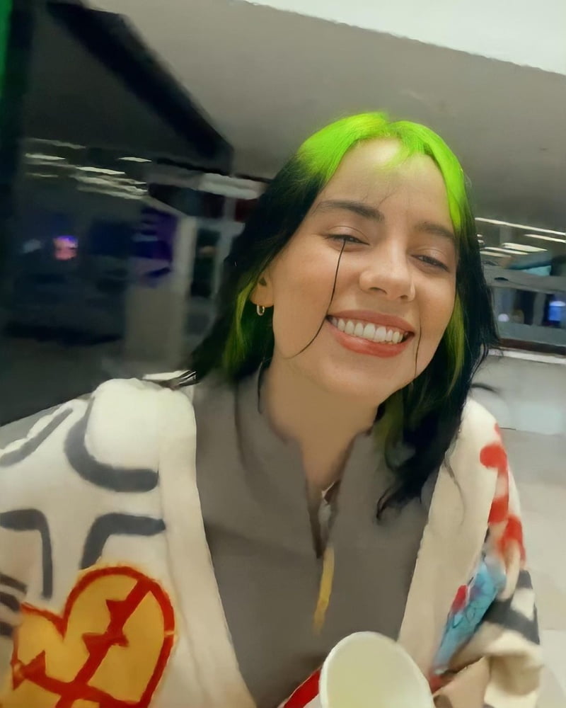 Billie Eilish #105421297