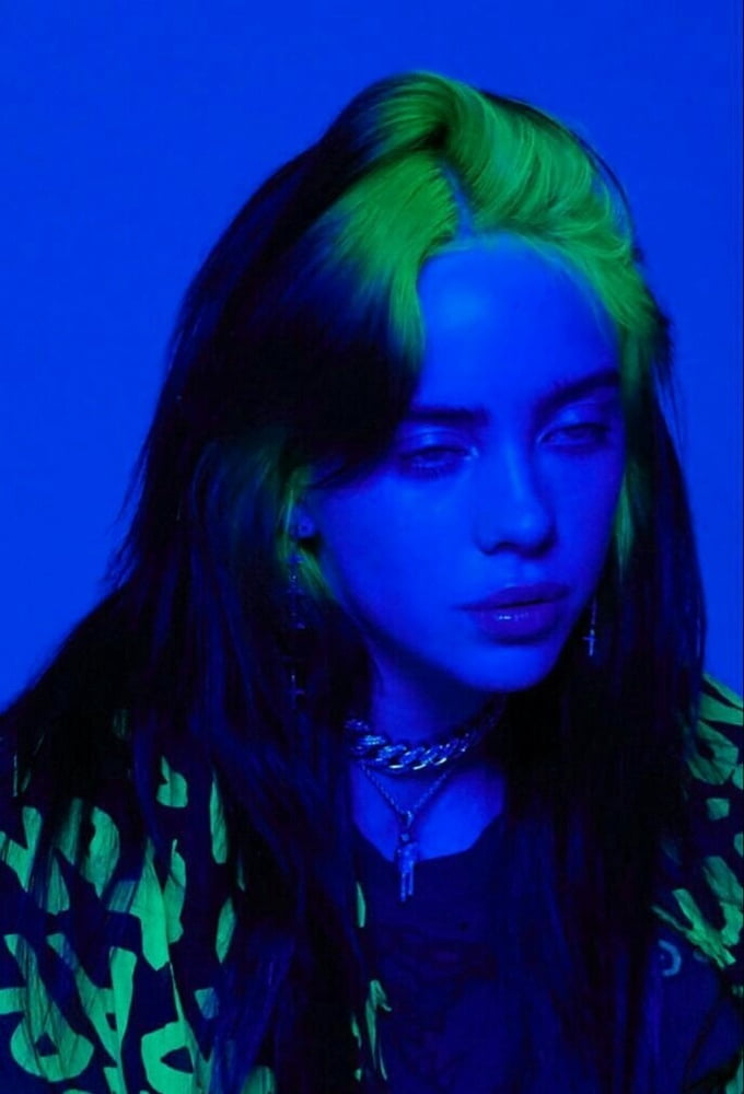 Billie Eilish #105421394