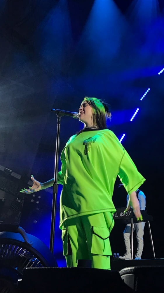 Billie Eilish #105421487