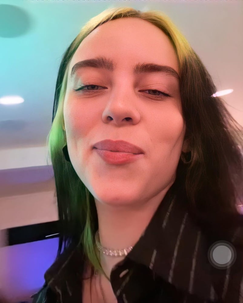 Billie Eilish #105421608