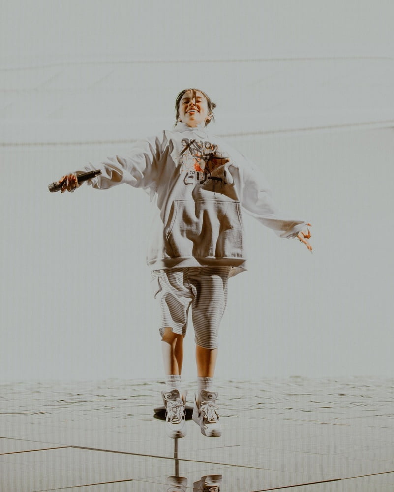 Billie Eilish #105422198