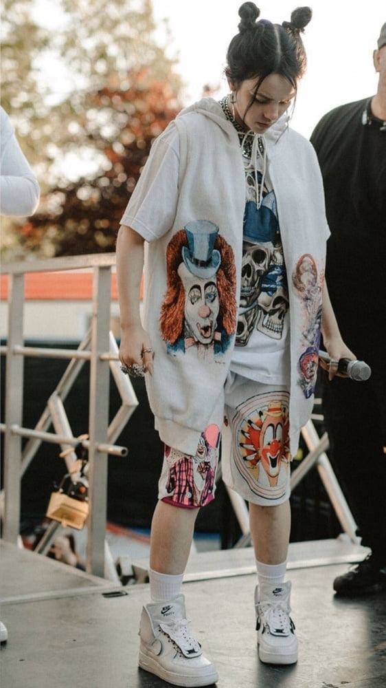 Billie Eilish #105422222