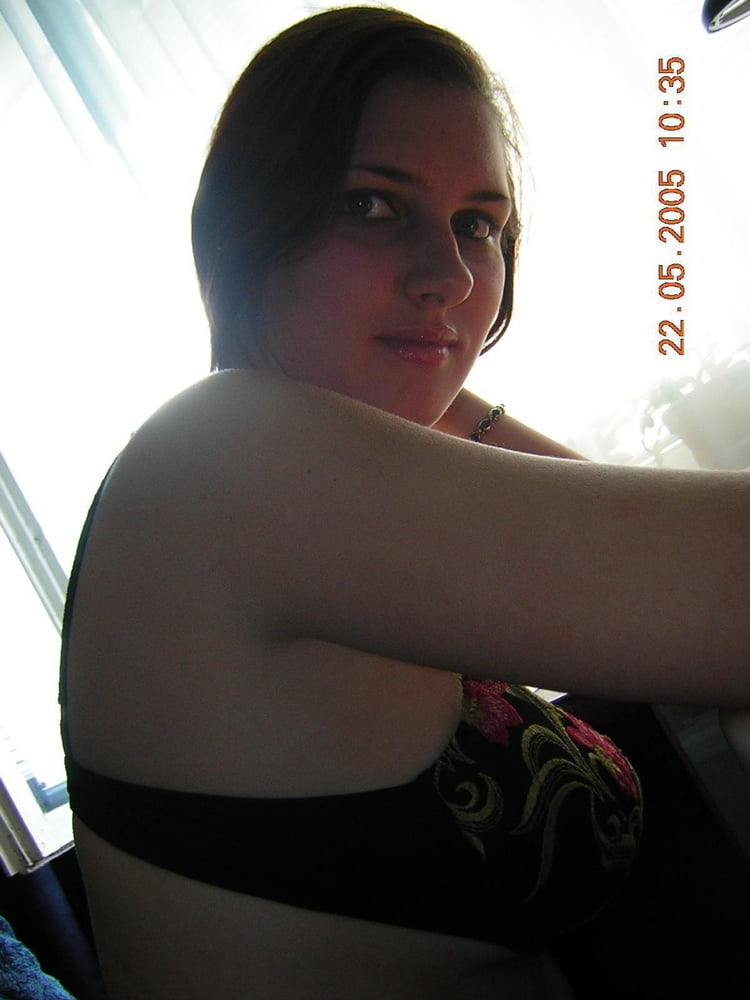 Morena amateur
 #94989654