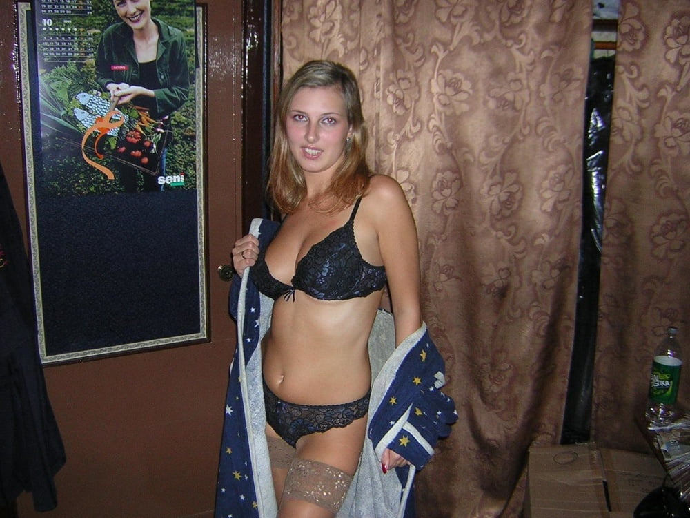 Morena amateur
 #94989885