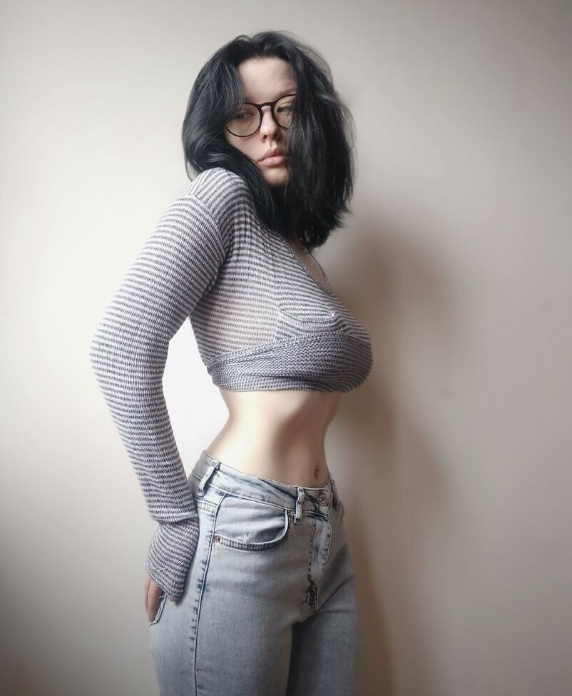 Innervus desnuda #108289786