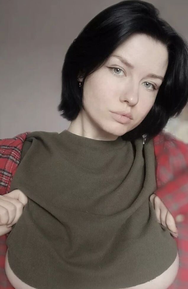 Innervus desnuda #108289844