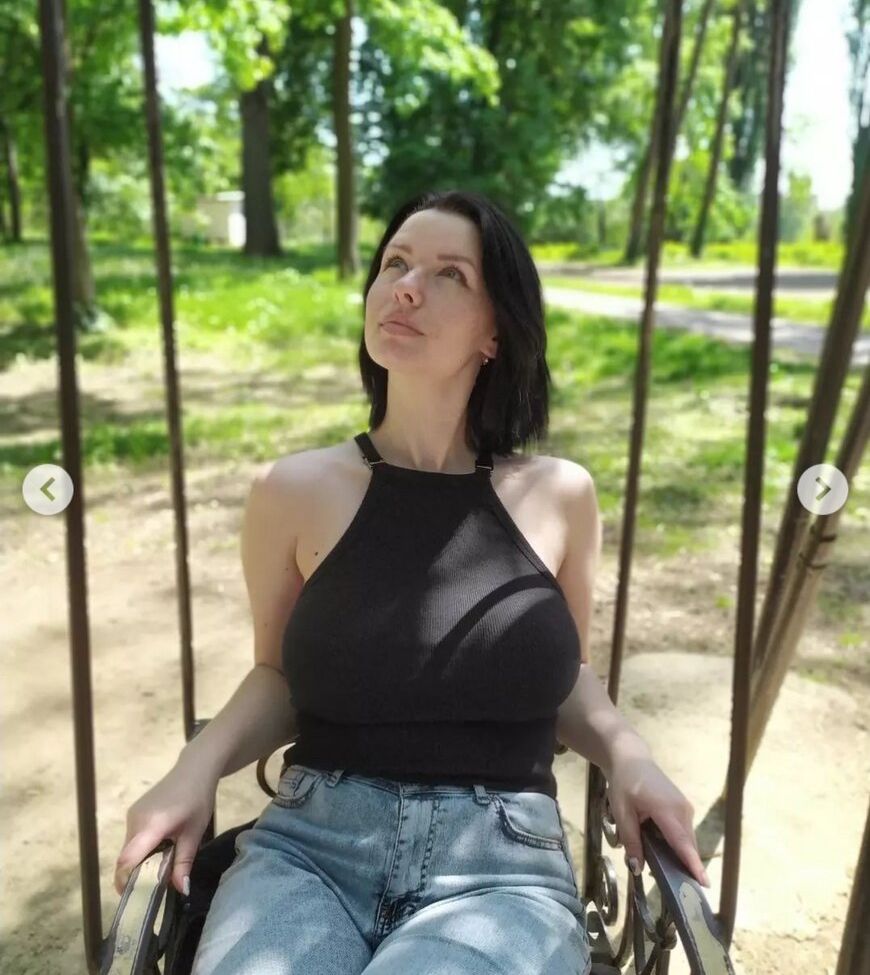 Innervus desnuda #108289853