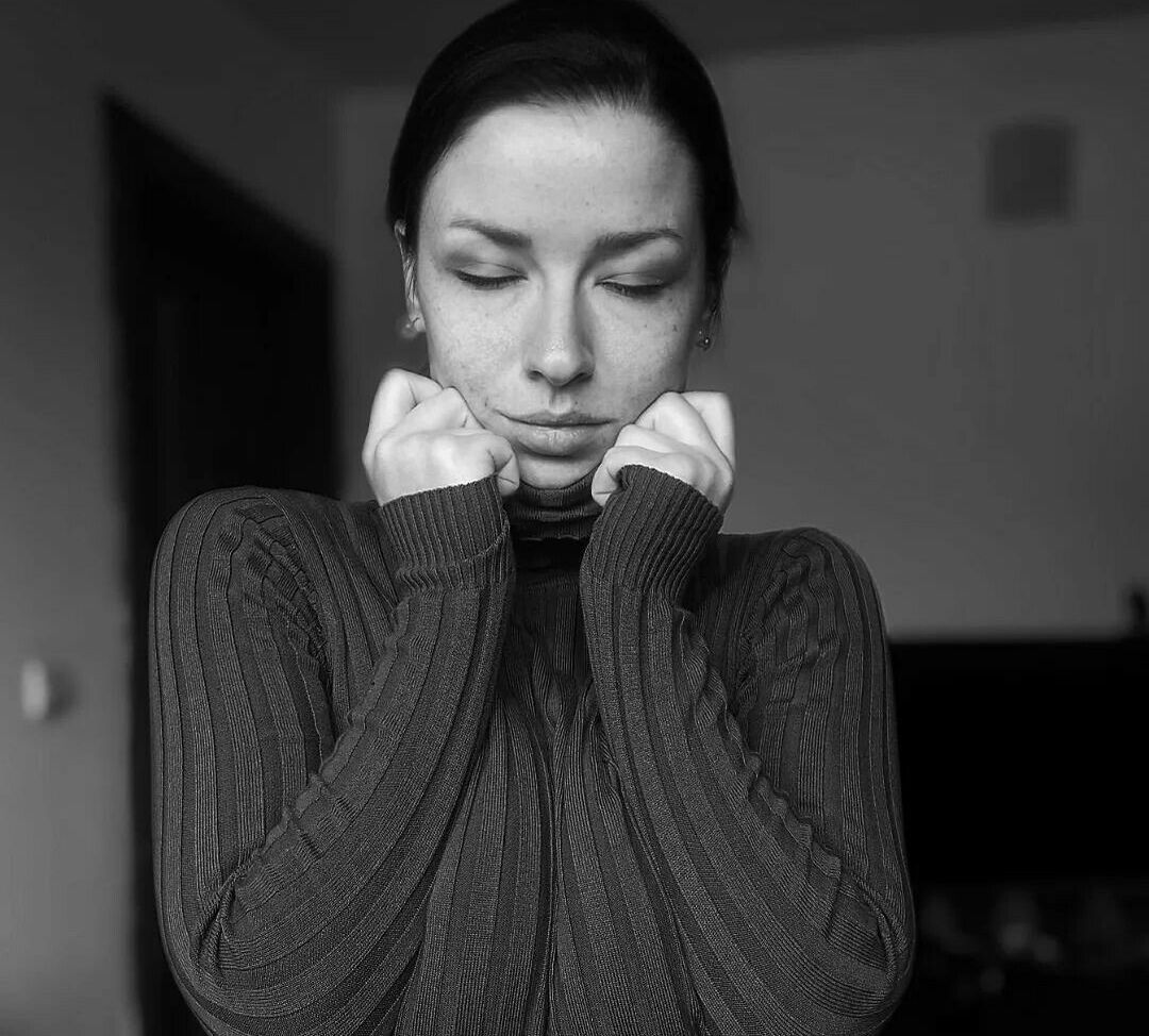 Innervus desnuda #108289859