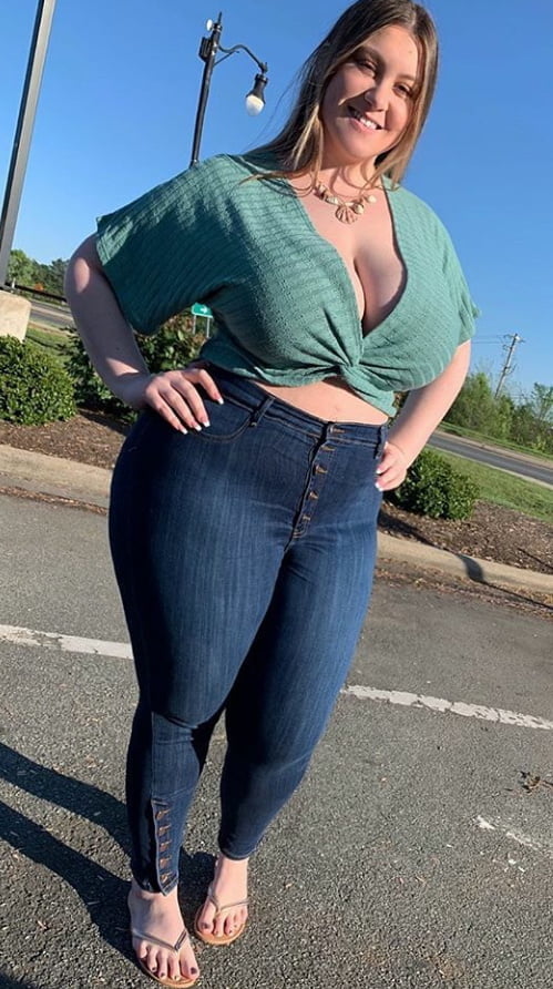 Frauen die mir gefallen und die ich ficken wuerde vol.7
 #98580741