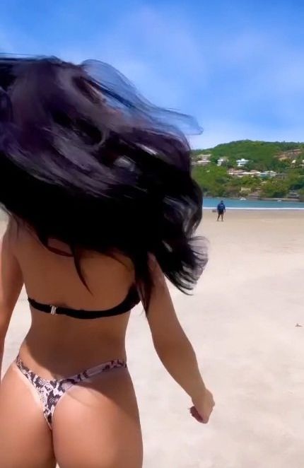 DJ Chapeuzinho nackt #108208107