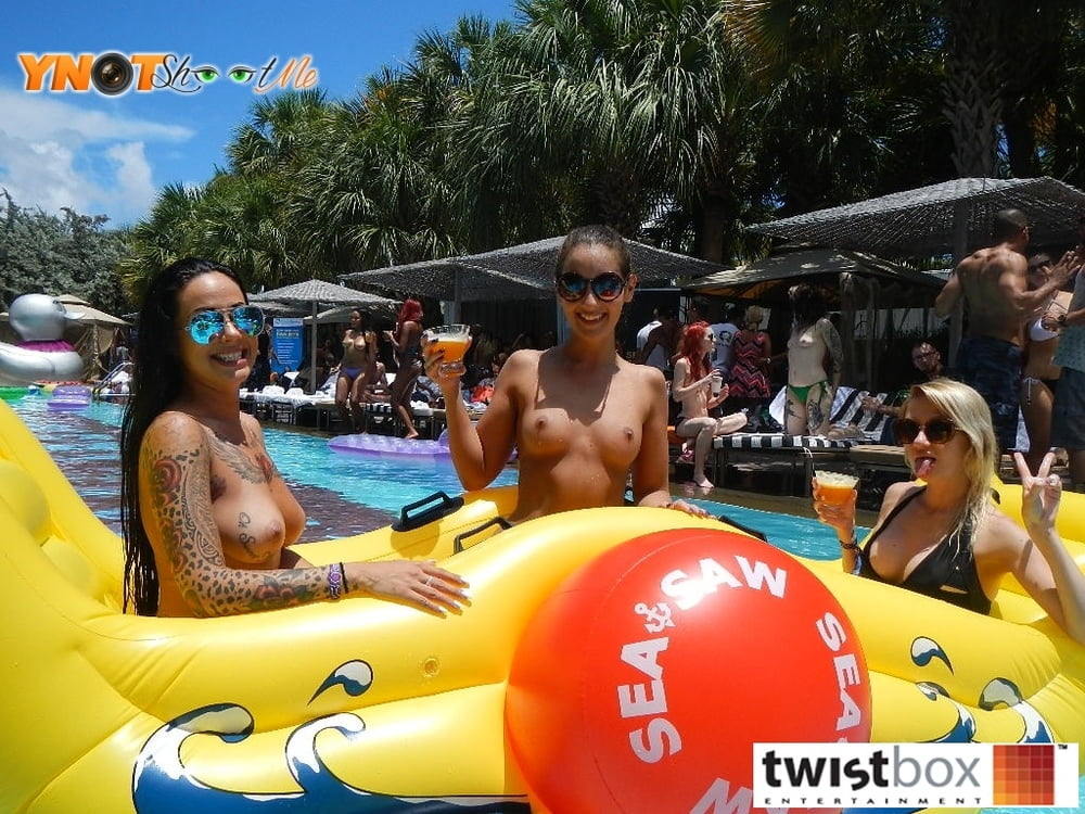 stacey havoc camcon toplees pool party 2016 #106130987