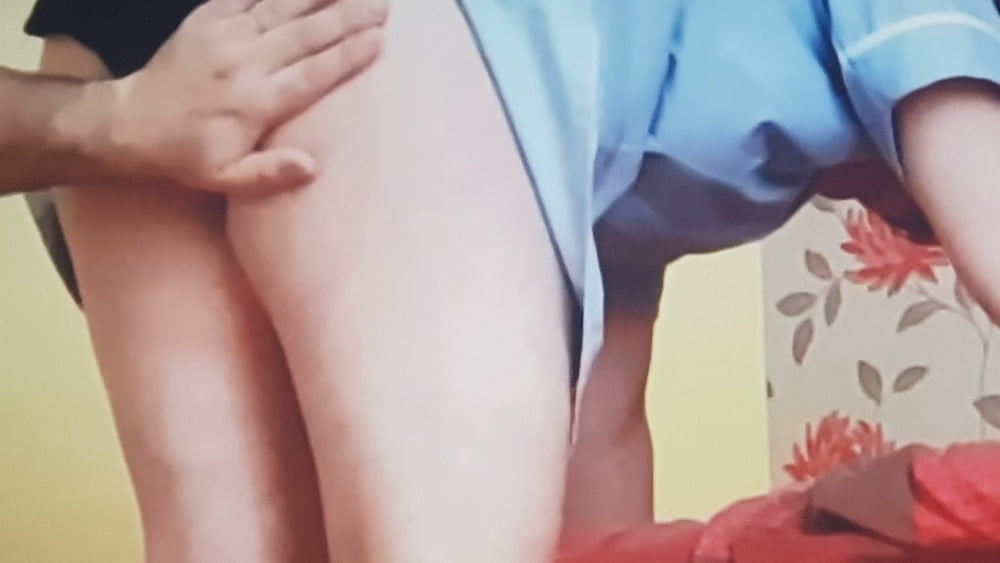 Versohlen einer ungezogenen Krankenschwester
 #88707712