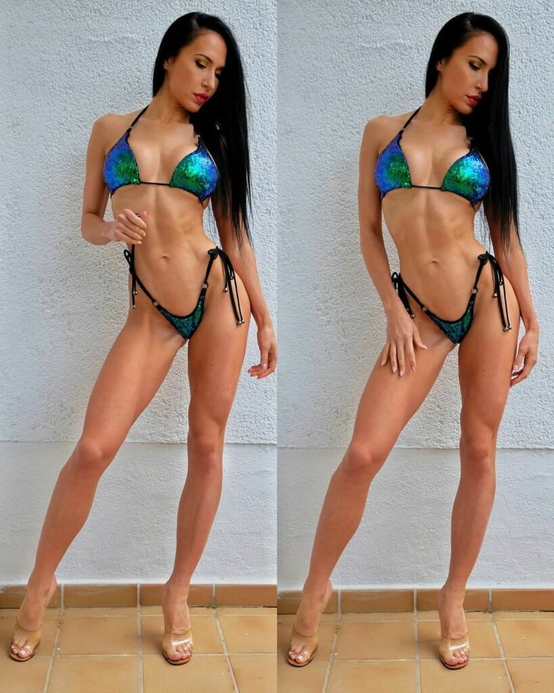 Sexy fit und ripped muscle girls
 #106165527