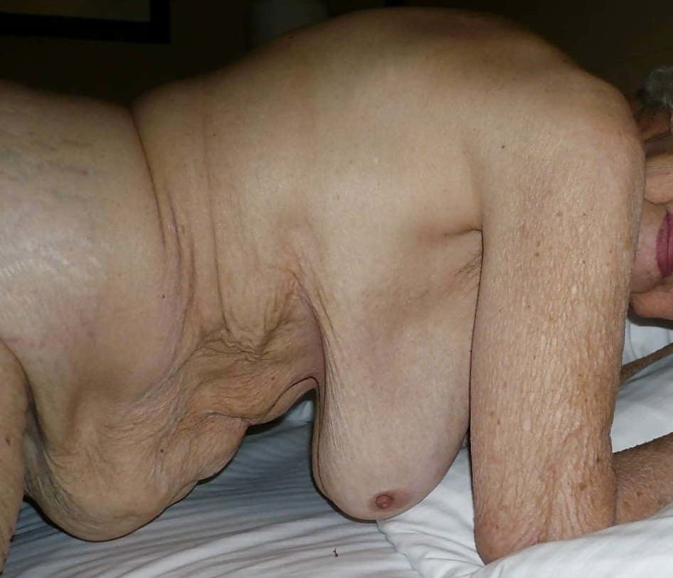 Meine prestigeträchtigen Omas
 #91285847