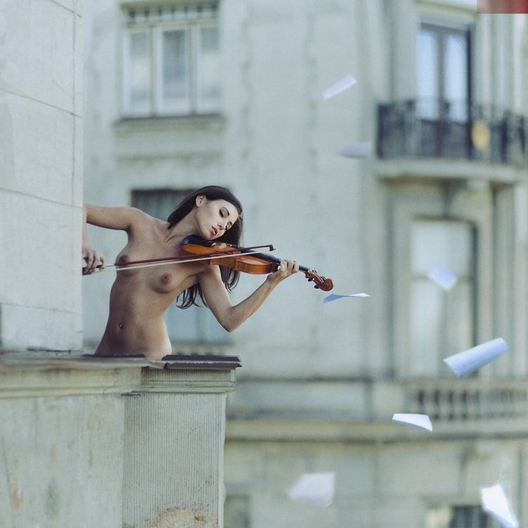 6-Girls and musical instrument (Strings) #105174254