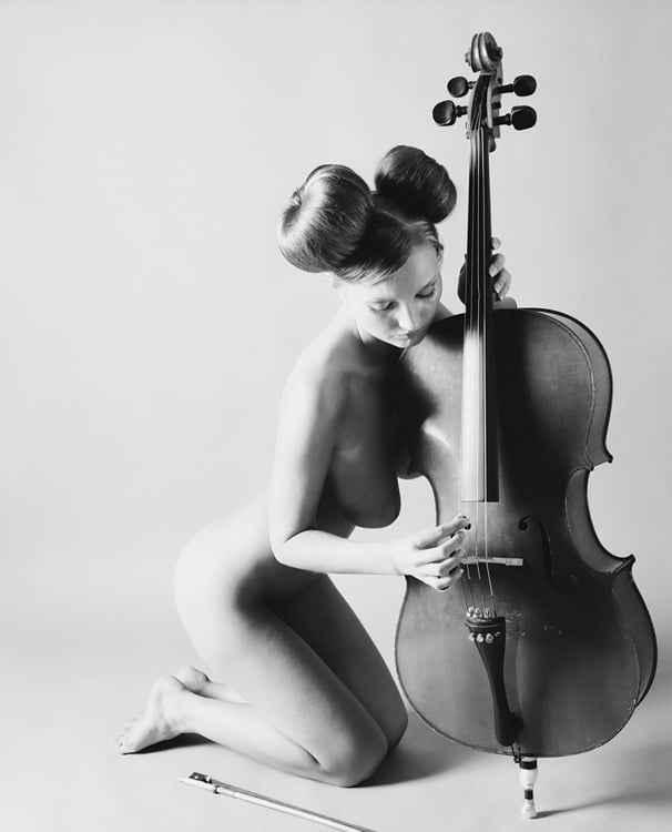 6-Girls and musical instrument (Strings) #105174337