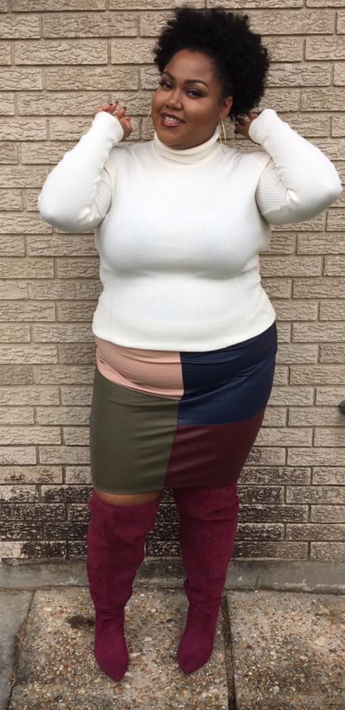 Milfs & gilfs con botas no.32
 #103261712