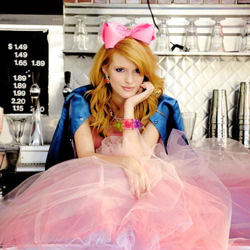 La ruleta de los famosos
 #104937426