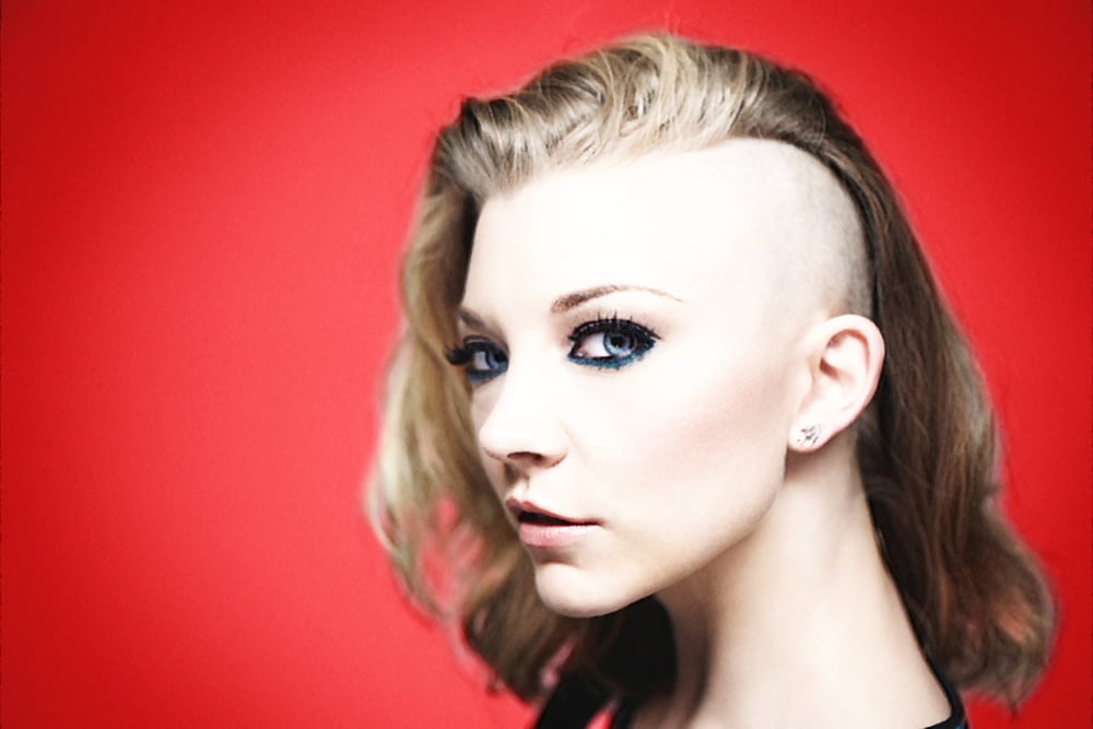 La ruleta de los famosos
 #104937842