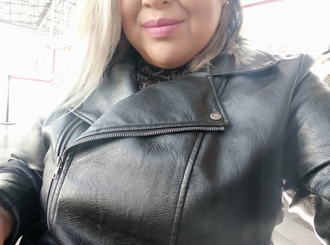 Gordita muy cachonda #105596585