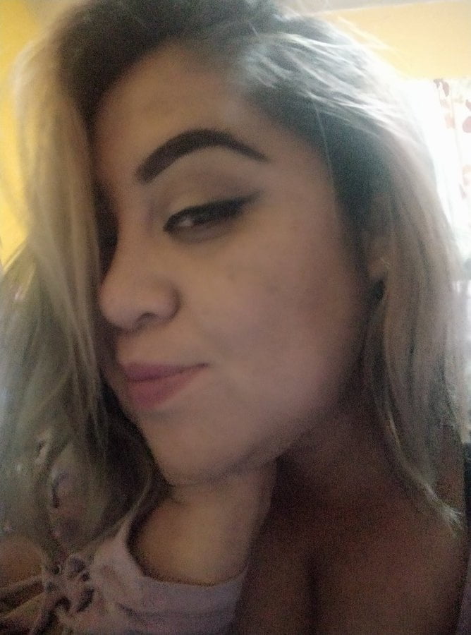 Gordita muy cachonda #105596593