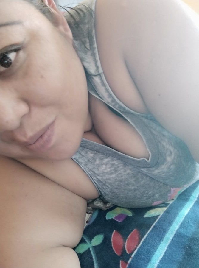 Gordita muy cachonda #105596597