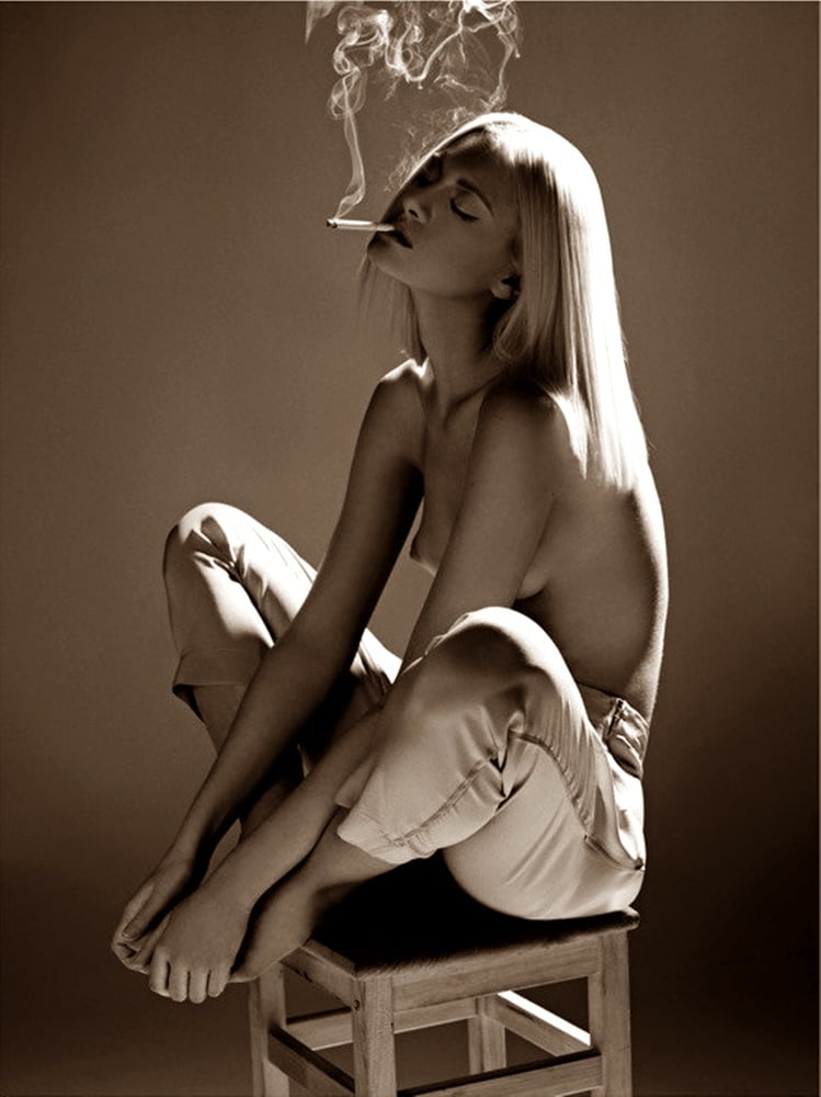 Janas secretamente excitado 3021
 #79816680