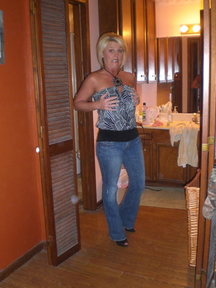 Melanie - Mature MILF With Gr8 Fake Tits &amp; Nice Overall Body #91525927