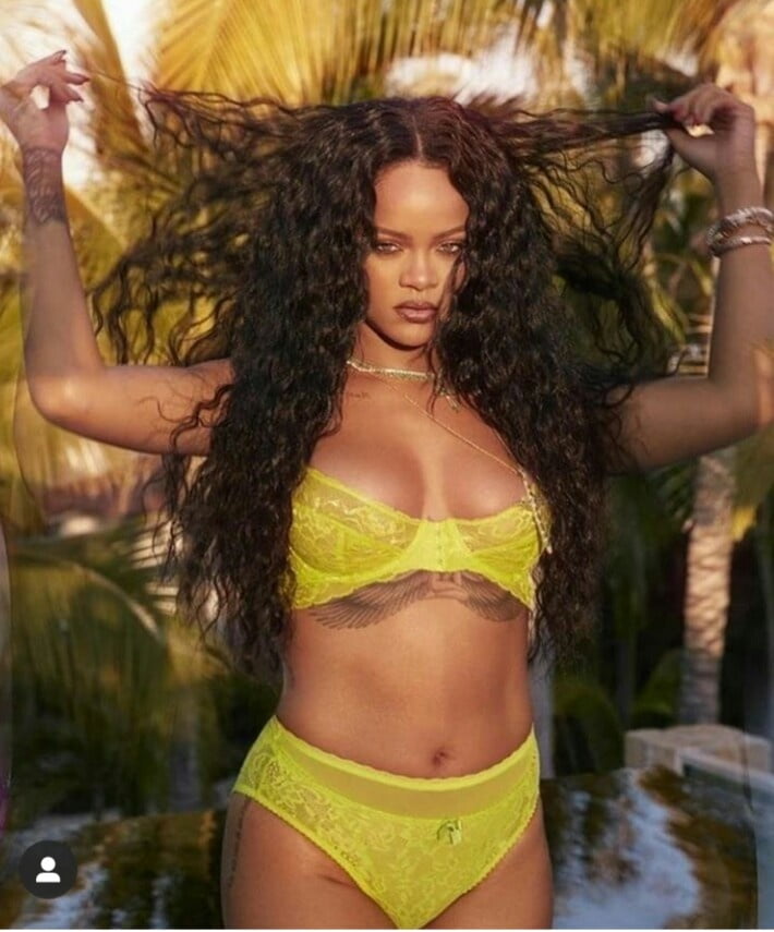 Jerkoff over Thick Rihanna whore #94658776