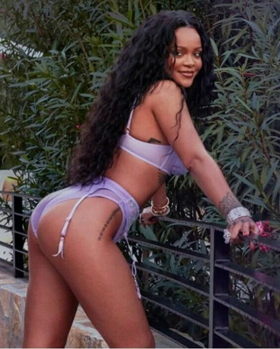 Jerkoff over Thick Rihanna whore #94658893