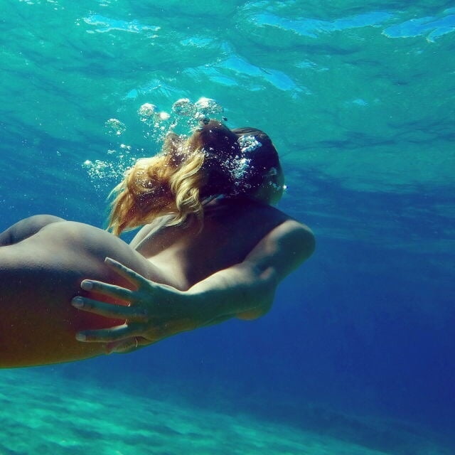 Mujeres mojadas 5
 #102105804