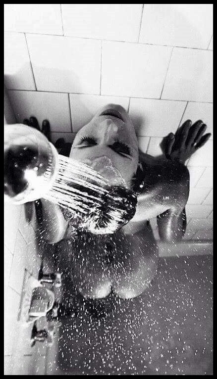 Mujeres mojadas 5
 #102105914