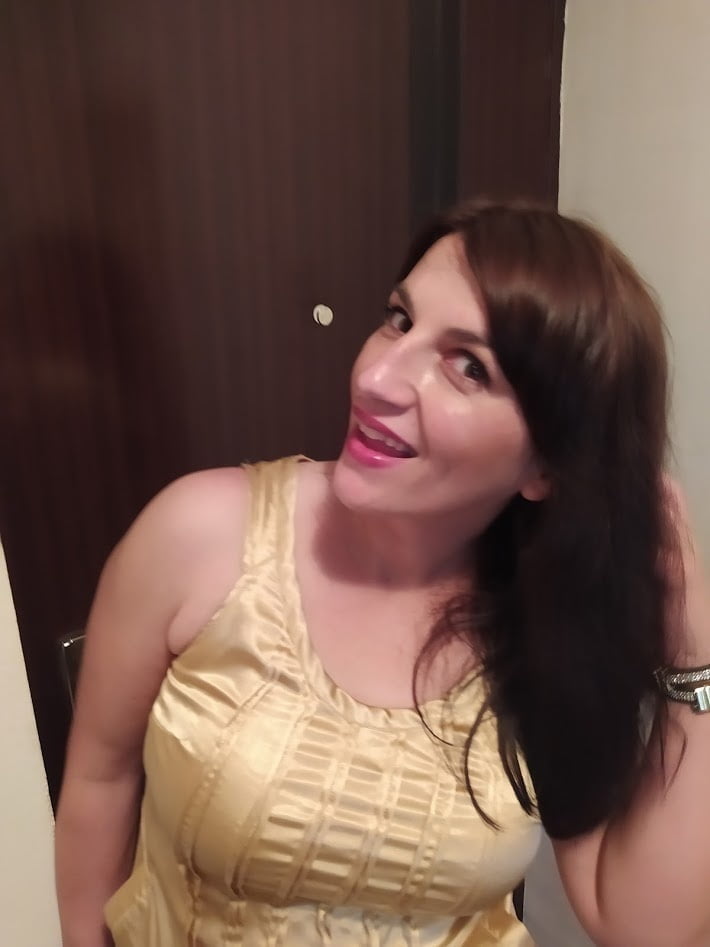 Milfs caliente iii
 #94140791