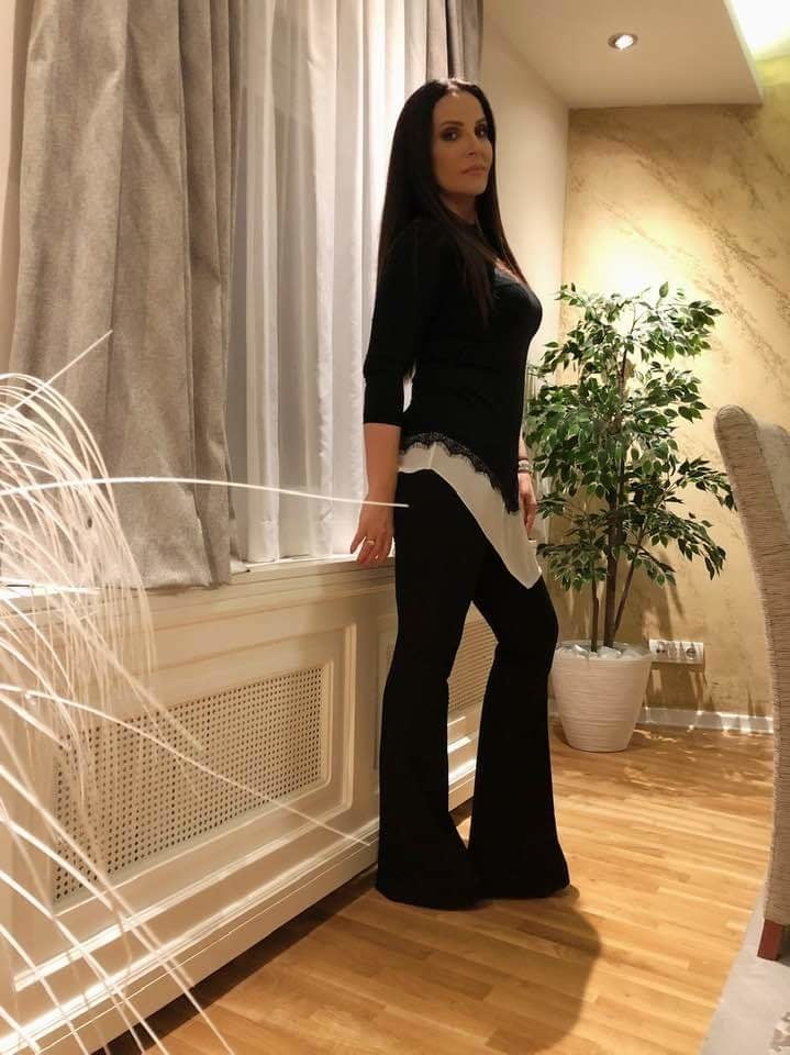 Milfs caliente iii
 #94140797