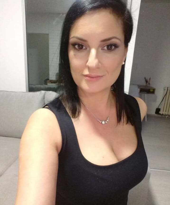 Milfs caliente iii
 #94140918