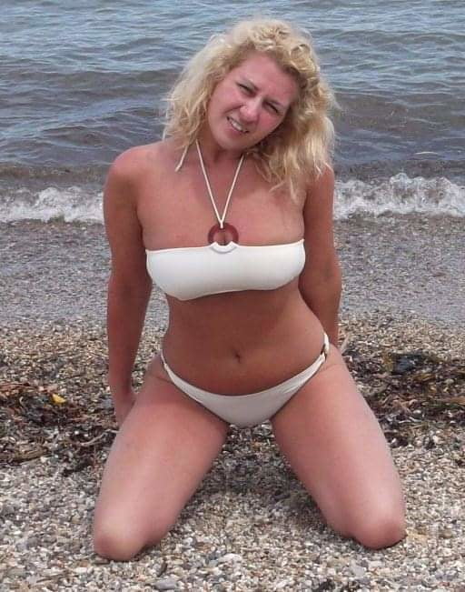 Milfs caliente iii
 #94140963