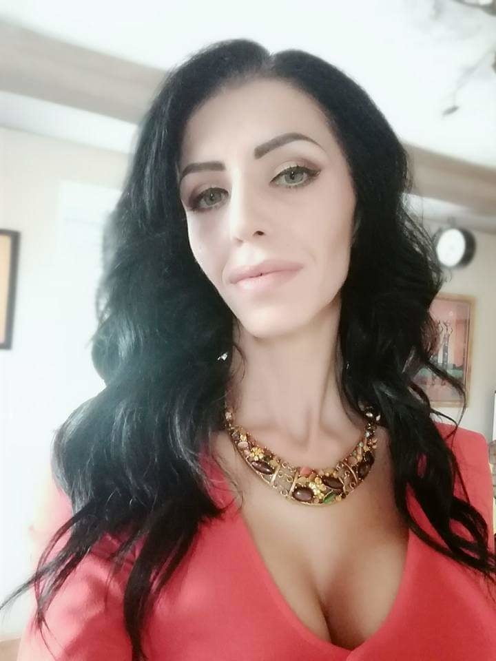 Milfs caliente iii
 #94141019