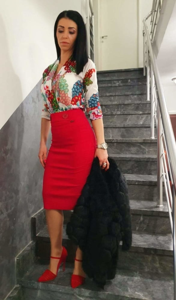 Milfs caliente iii
 #94141059